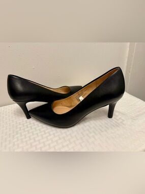 Women’s Cindy Mid High Heels Pump with Memory Foam Insole - A new Day